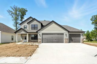 4792 Falcon Parkway, New Haven, IN 46774