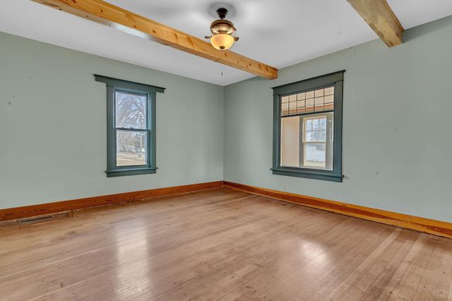 201 Dakota Avenue NE, Pennock, MN 56279