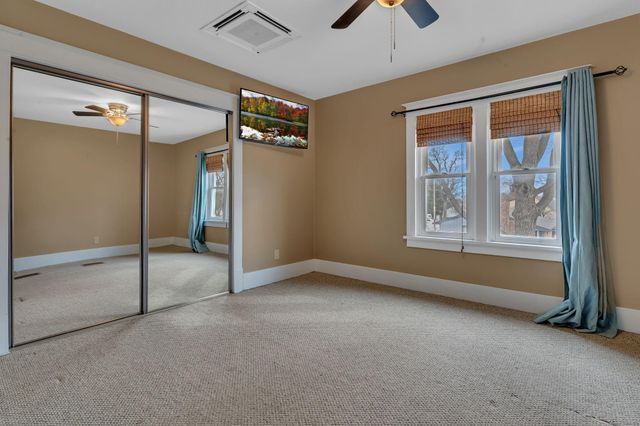 201 Dakota Avenue NE, Pennock, MN 56279