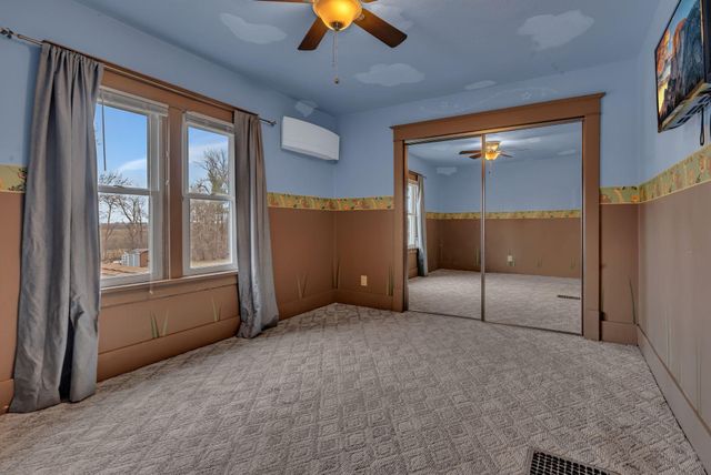 201 Dakota Avenue NE, Pennock, MN 56279