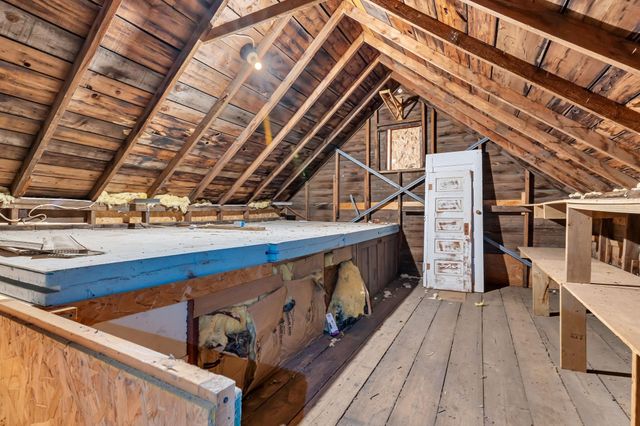 201 Dakota Avenue NE, Pennock, MN 56279