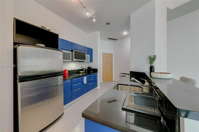 253 NE 2nd St 228, Miami, FL 33132