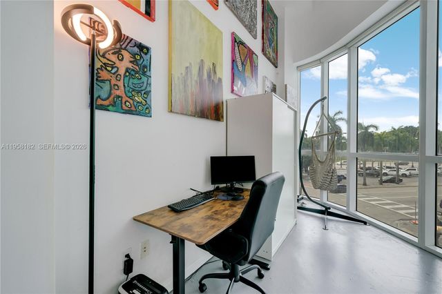 253 NE 2nd St 228, Miami, FL 33132