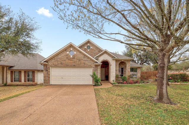 3802 Azur LN, Round Rock, TX 78681