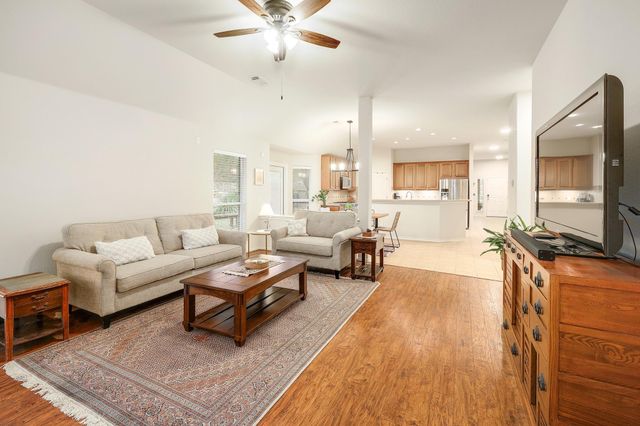 3802 Azur LN, Round Rock, TX 78681