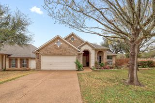 3802 Azur LN, Round Rock, TX 78681