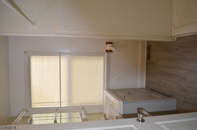 550 4Th St, Dunellen Boro, NJ 08812