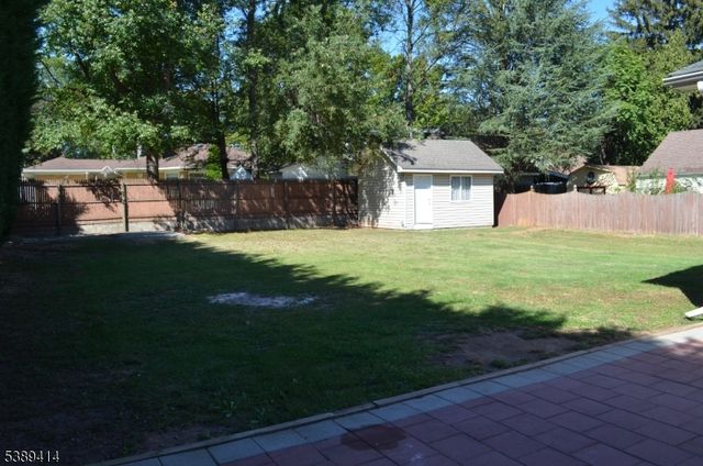 550 4Th St, Dunellen Boro, NJ 08812