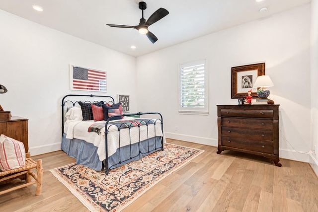 9776 Greenridge View Drive, Willis, TX 77318