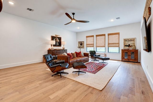 9776 Greenridge View Drive, Willis, TX 77318
