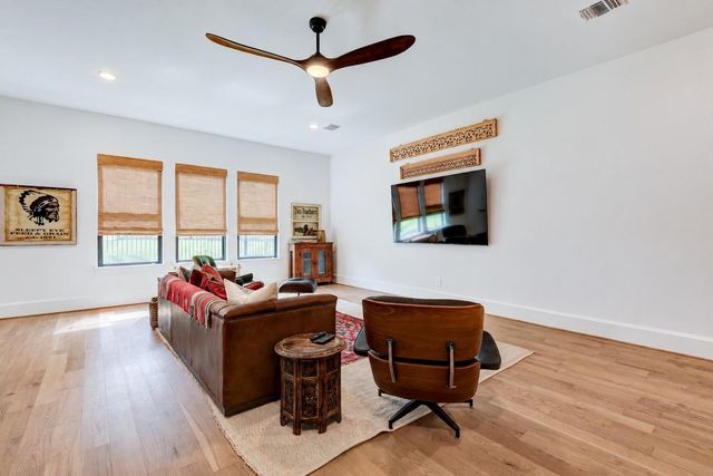 9776 Greenridge View Drive, Willis, TX 77318
