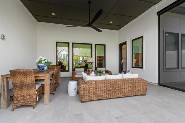 9776 Greenridge View Drive, Willis, TX 77318