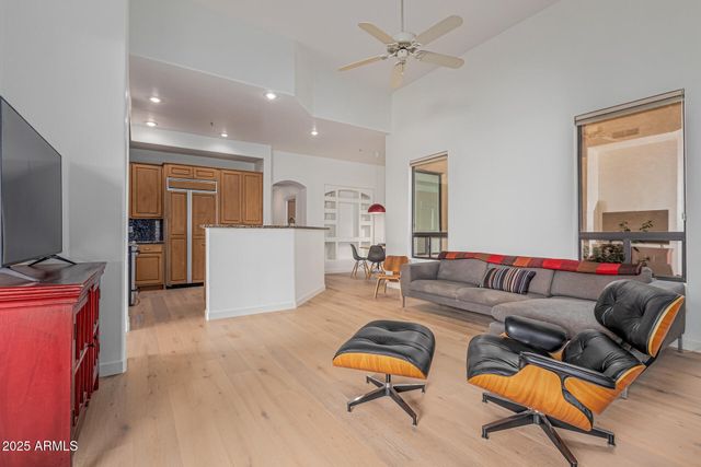 8338 E JOSHUA TREE Lane, Scottsdale, AZ 85250