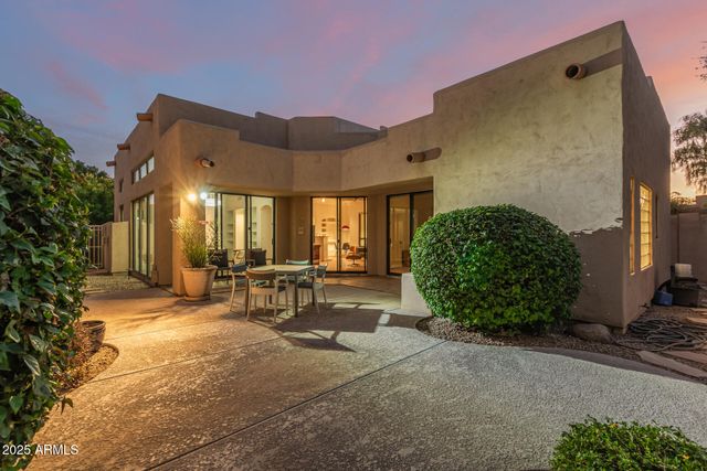 8338 E JOSHUA TREE Lane, Scottsdale, AZ 85250