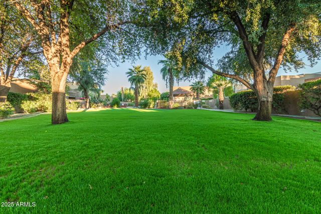 8338 E JOSHUA TREE Lane, Scottsdale, AZ 85250