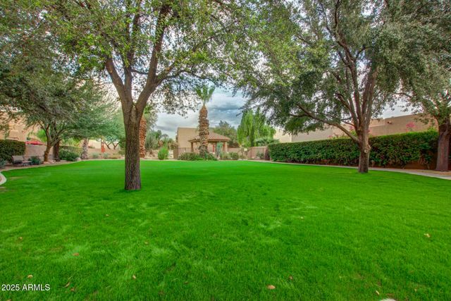 8338 E JOSHUA TREE Lane, Scottsdale, AZ 85250