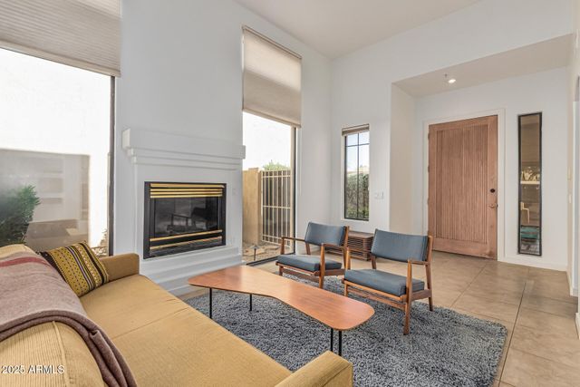 8338 E JOSHUA TREE Lane, Scottsdale, AZ 85250