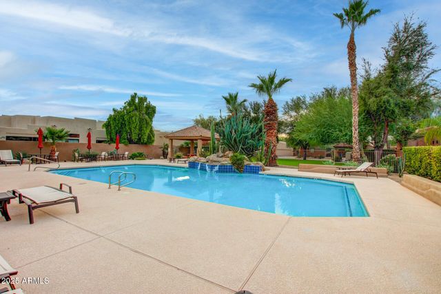 8338 E JOSHUA TREE Lane, Scottsdale, AZ 85250