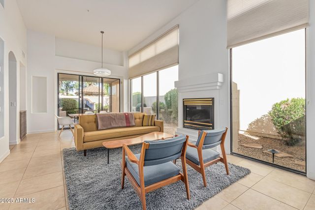 8338 E JOSHUA TREE Lane, Scottsdale, AZ 85250