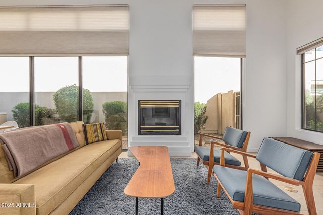 8338 E JOSHUA TREE Lane, Scottsdale, AZ 85250