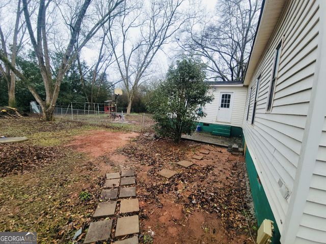 3241 Crest Highway, Thomaston, GA 30286