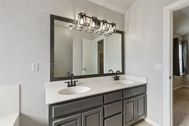 326 Bozeman Trail, Edmond, OK 73003