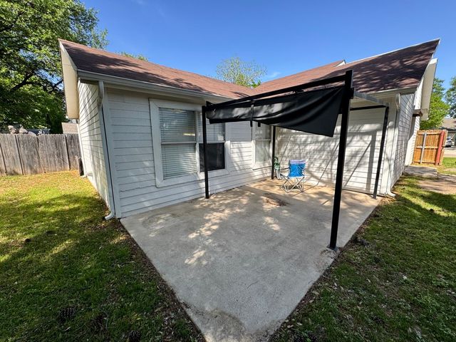 5518 Portsmouth Drive, Arlington, TX 76018