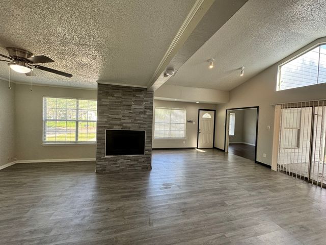 5518 Portsmouth Drive, Arlington, TX 76018