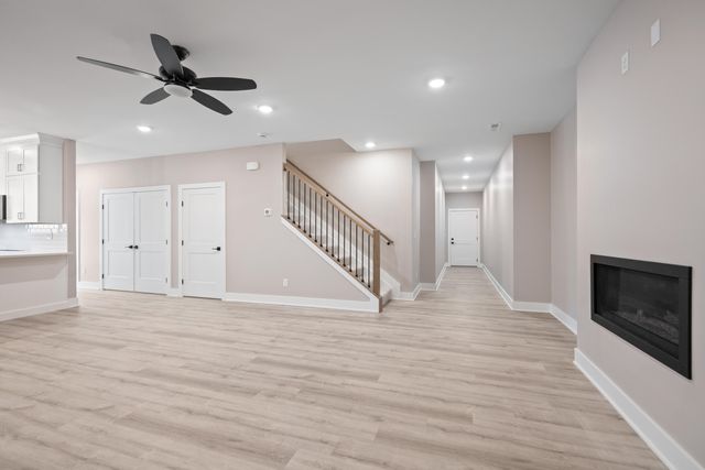 100 W 14th Street, B, Newport, KY 41071