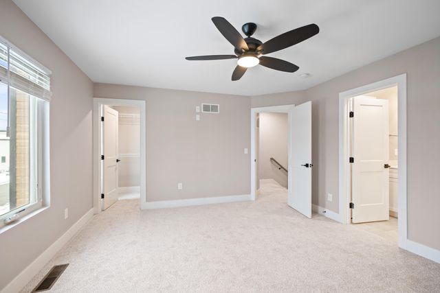 100 W 14th Street, B, Newport, KY 41071