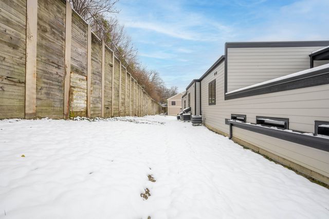 100 W 14th Street, B, Newport, KY 41071