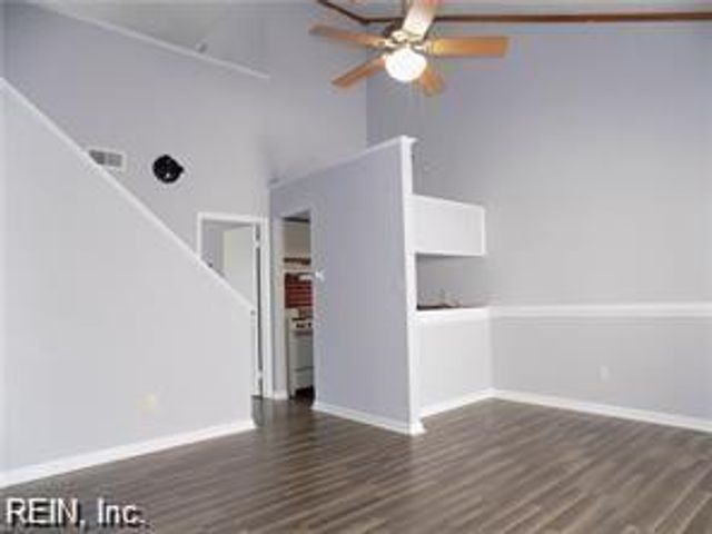 107 Pacific DR, Hampton, VA 23666