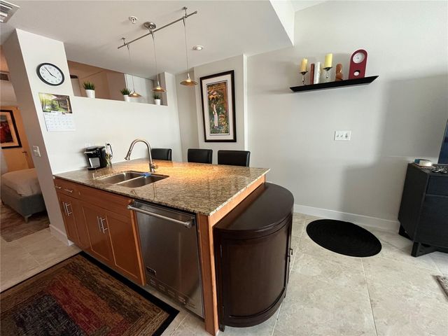 1120 E KENNEDY BOULEVARD 924, Tampa, FL 33602