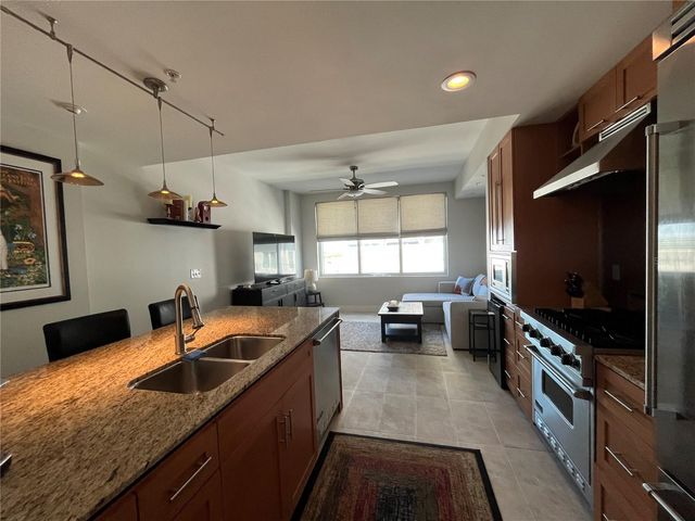 1120 E KENNEDY BOULEVARD 924, Tampa, FL 33602