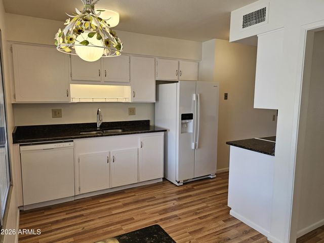 9859 W EMBERWOOD Drive, Sun City, AZ 85351