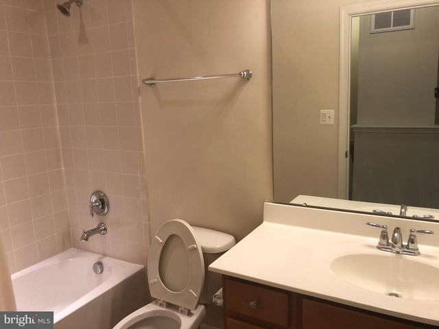 707 ADDISON RD S, Capitol Heights, MD 20743