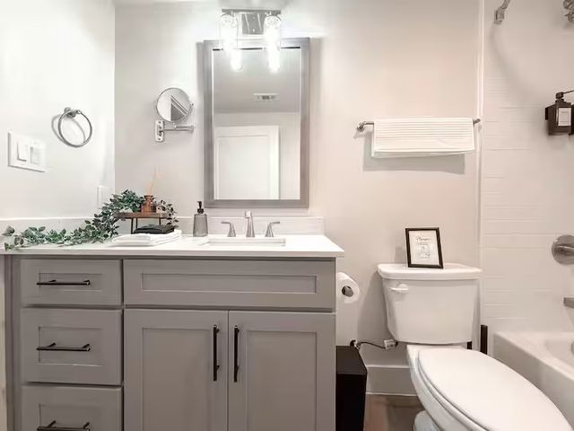 5317 Reiger Avenue 104, Dallas, TX 75214