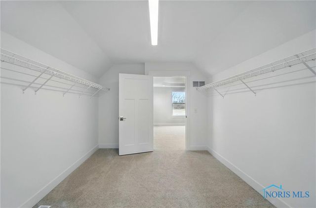 3808 Ten Mile Creek Dr Drive, Sylvania, OH 43560