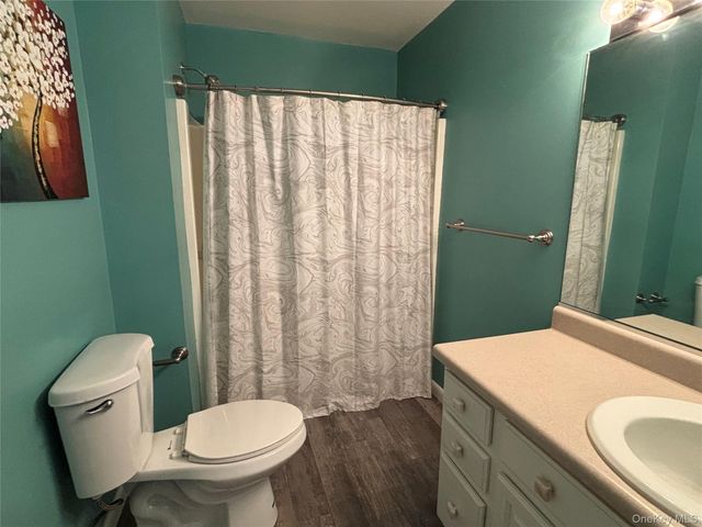 507 Scenic Lane, Poughkeepsie, NY 12603
