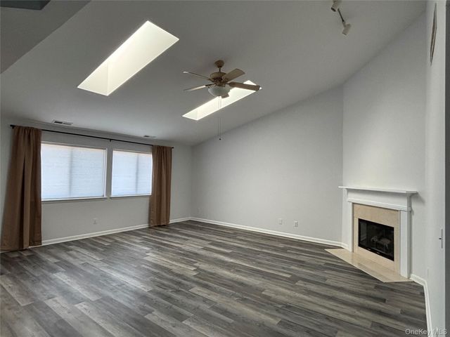 507 Scenic Lane, Poughkeepsie, NY 12603