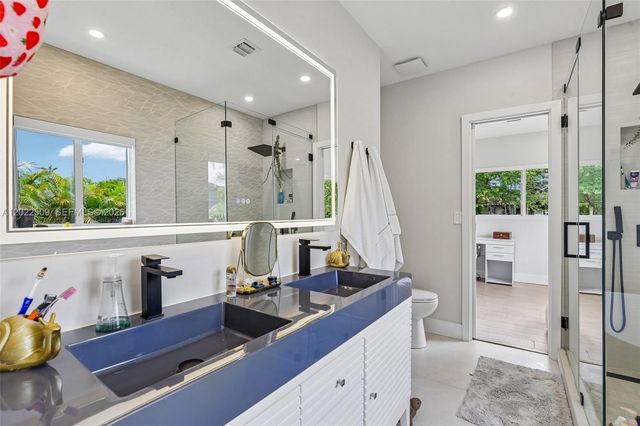 5620 SW 63rd Ct, South Miami, FL 33143