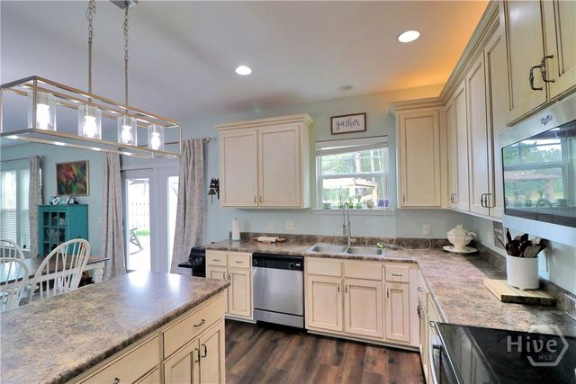 215 Harmony Boulevard, Pooler, GA 31322