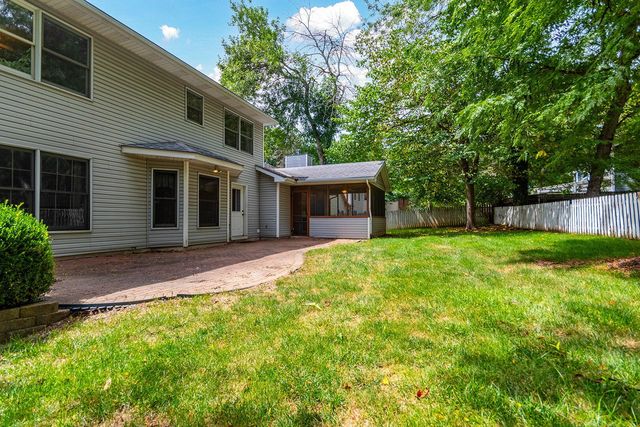 1708 OAK CLIFF PL, Columbia, MO 65203