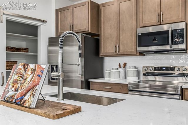 2252 Arikaree Heights 106, Colorado Springs, CO 80908