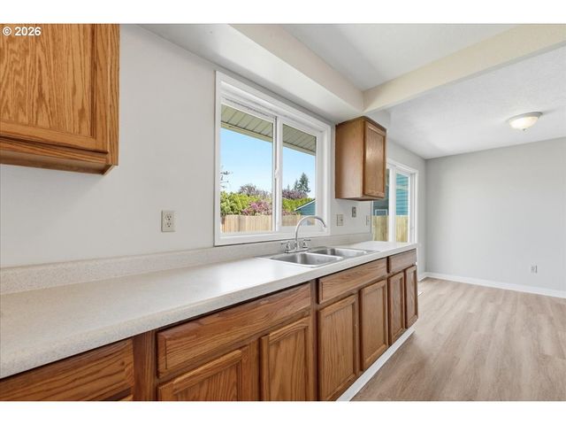 20865 Sw JAY St, Beaverton, OR 97003