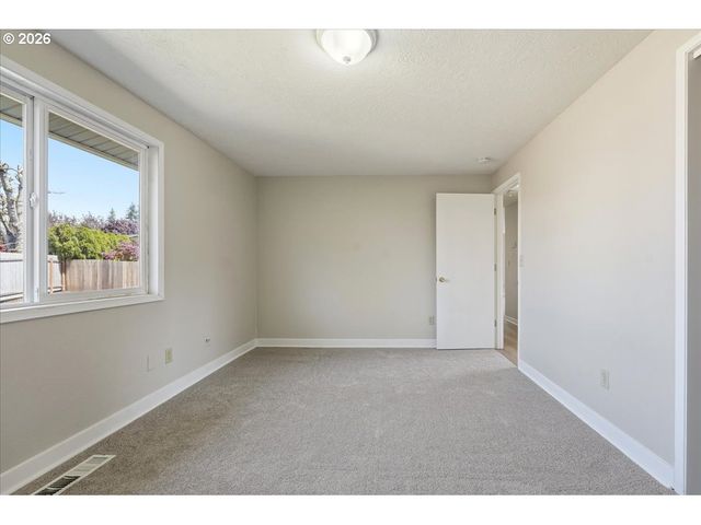 20865 Sw JAY St, Beaverton, OR 97003
