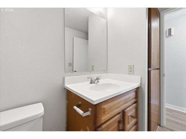 20865 Sw JAY St, Beaverton, OR 97003