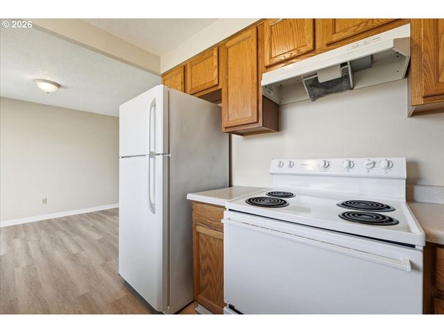 20865 Sw JAY St, Beaverton, OR 97003