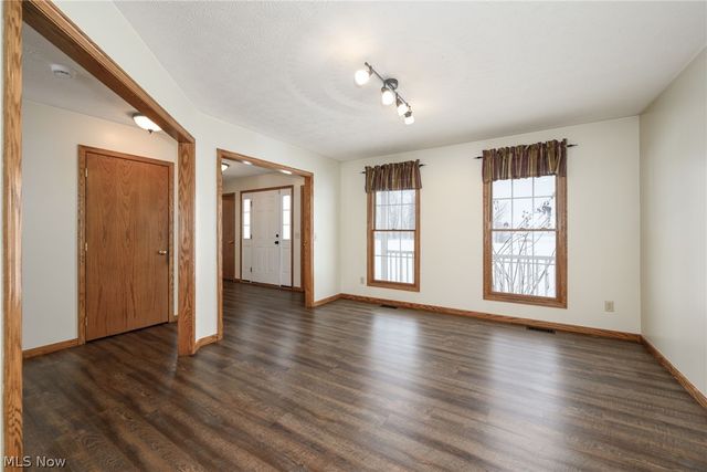 9737 Stanley Road, Garrettsville, OH 44231