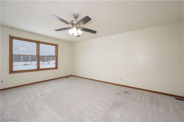 9737 Stanley Road, Garrettsville, OH 44231